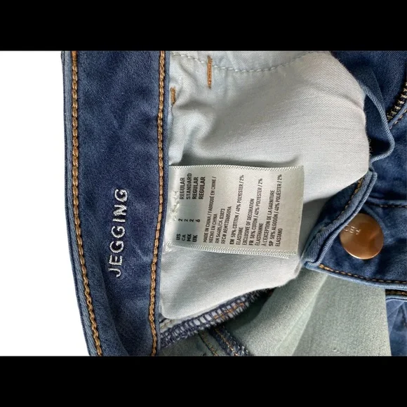 American Eagle dark wash jeggings - Picture 6 of 6